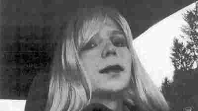 Trump: Chelsea Manning An 'Ungrateful Traitor' For Criticizing Obama