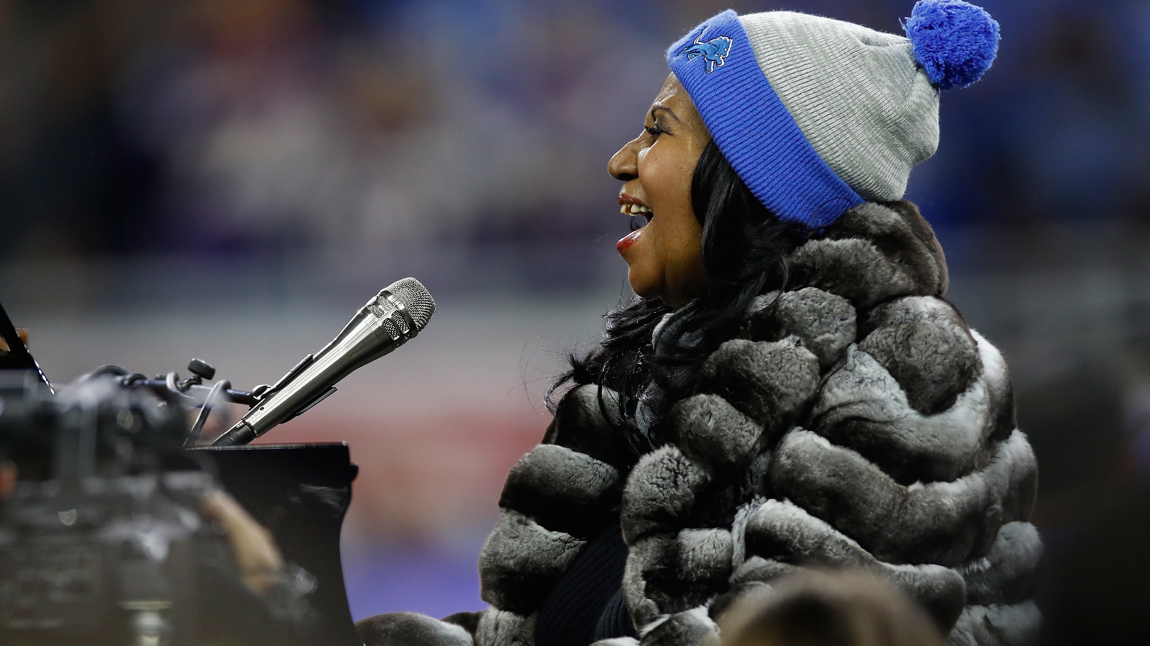 Aretha Franklin announces plan to retire, collaboration with Stevie Wonder