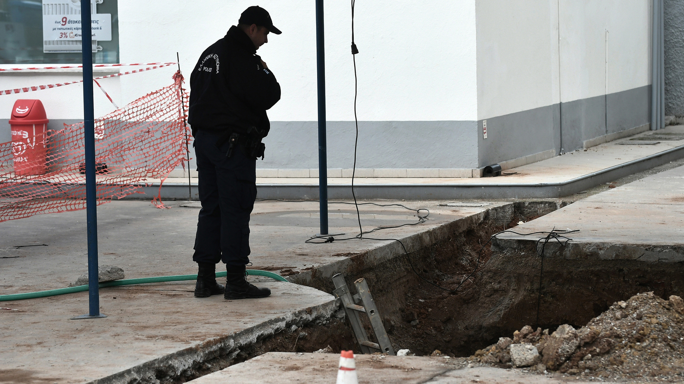 LongBuried World War II Bomb Prompts Massive Evacuation In Greece
