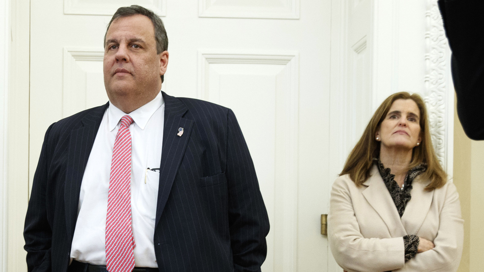 New Jersey Gov. Chris Christie and his wife, Mary Pat Christie, visited the White House this week, ahead of a court date related to lane closures on the George Washington Bridge.