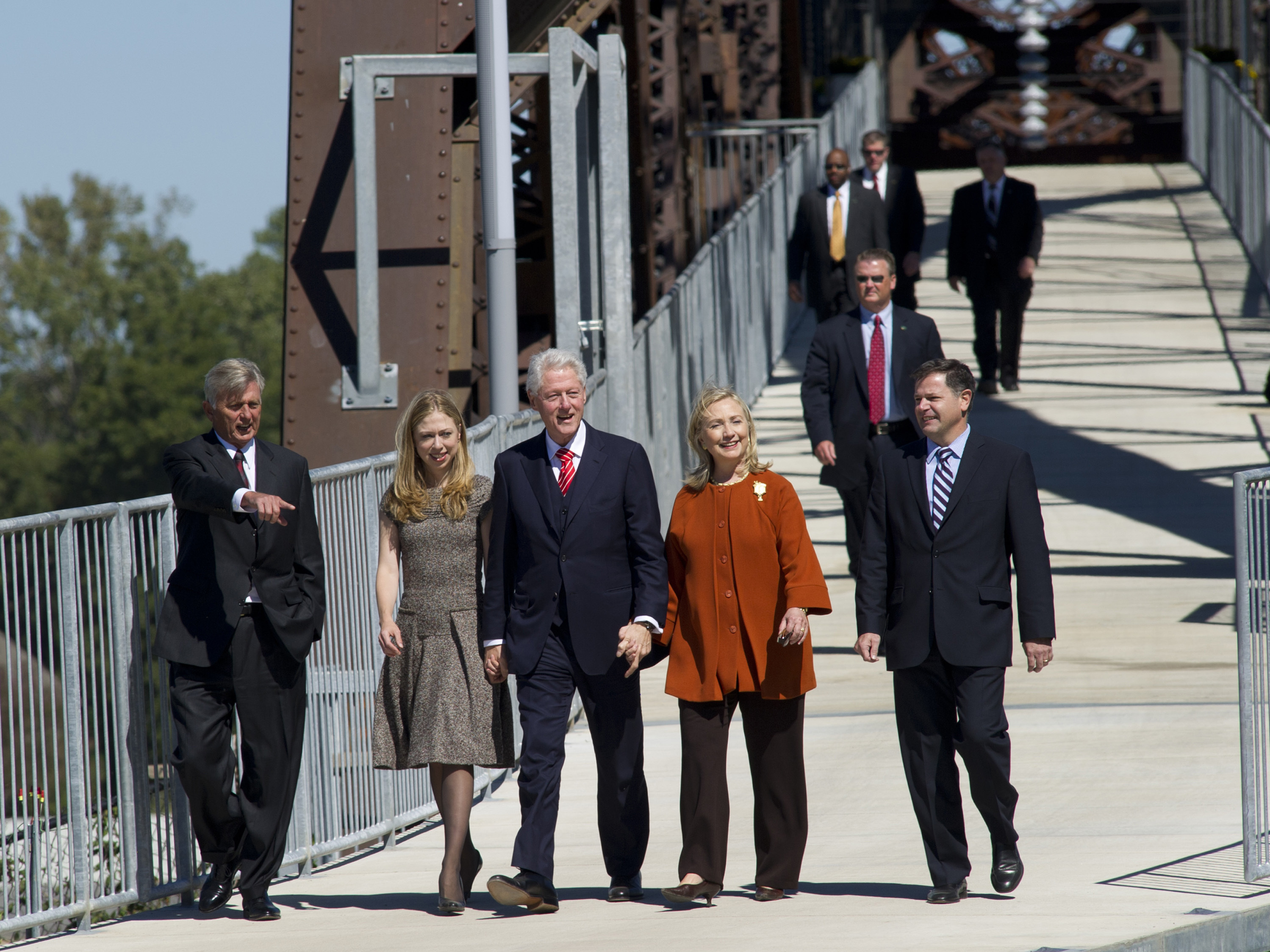 Arkansas weighs whether to remove the Clinton name from Little Rock's airport