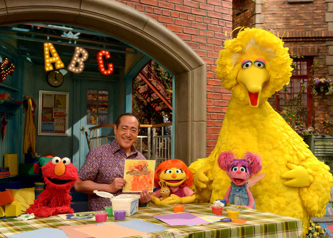 https://media.npr.org/assets/img/2017/03/17/meet-julia---season-47-of-sesame-street---photo-credit-zach-hyman-6-_custom-9e0f77fddc95448b484dc0d02cb22db796a0c921-s1100-c50.jpg