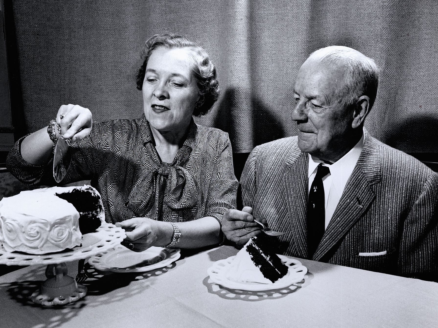Duncan Hines: The Original Road Warrior Who Shaped Restaurant History