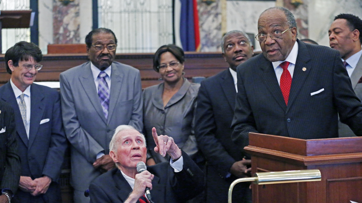 Mississippi Journalist Who Chronicled Civil Rights Era Dies At 94 : The ...