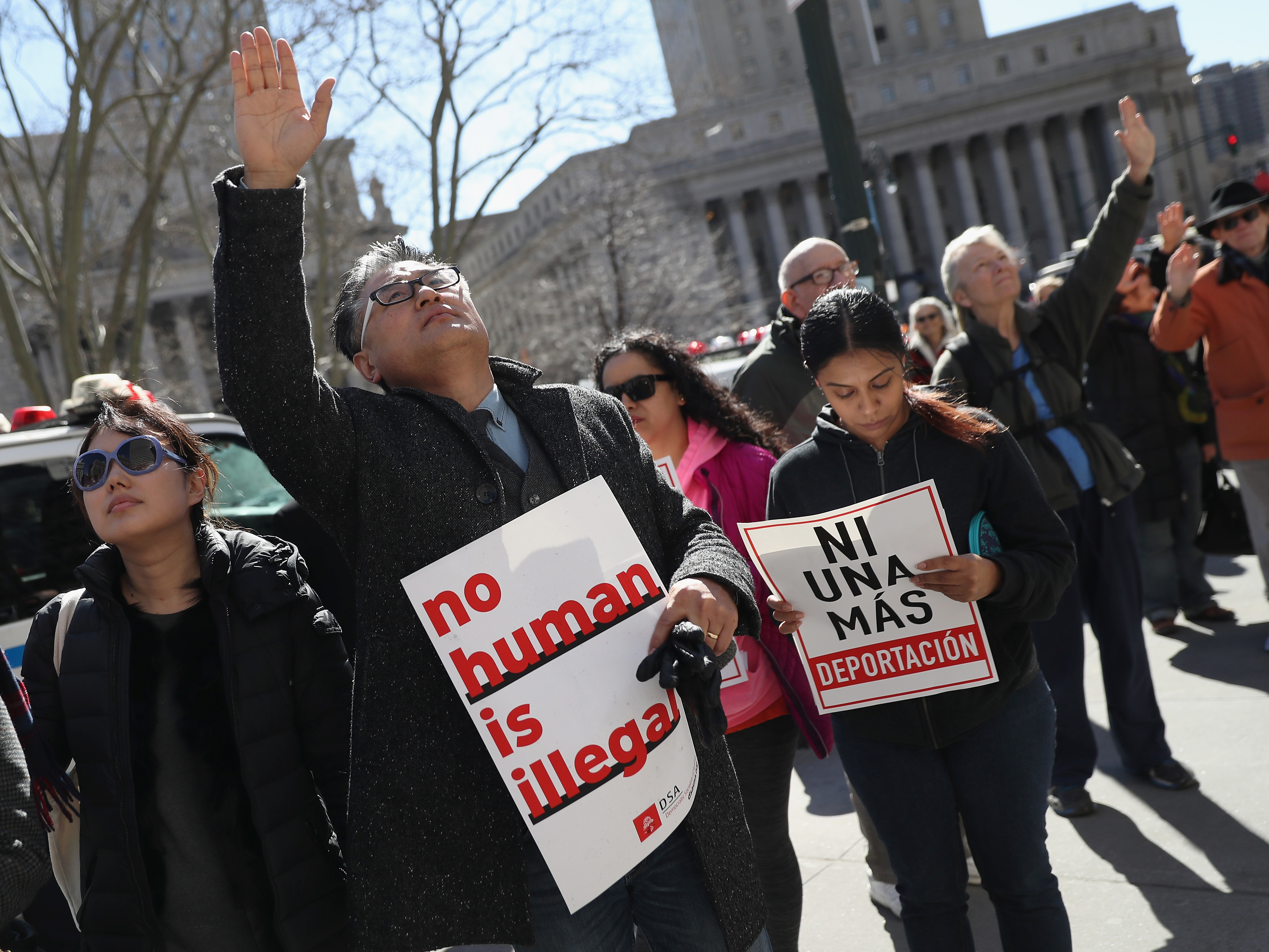 'Sanctuary Cities' Promise Legal Fight After Sessions Threatens Funds