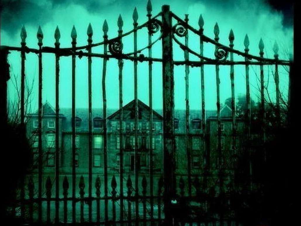 'Foxlowe' is a delicious slice of darkness