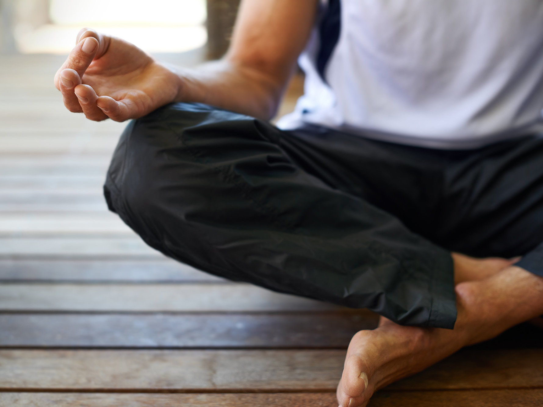 It doesn't require yoga or meditation to destress by taking long, slow breaths. (Getty Images/iStockphoto)