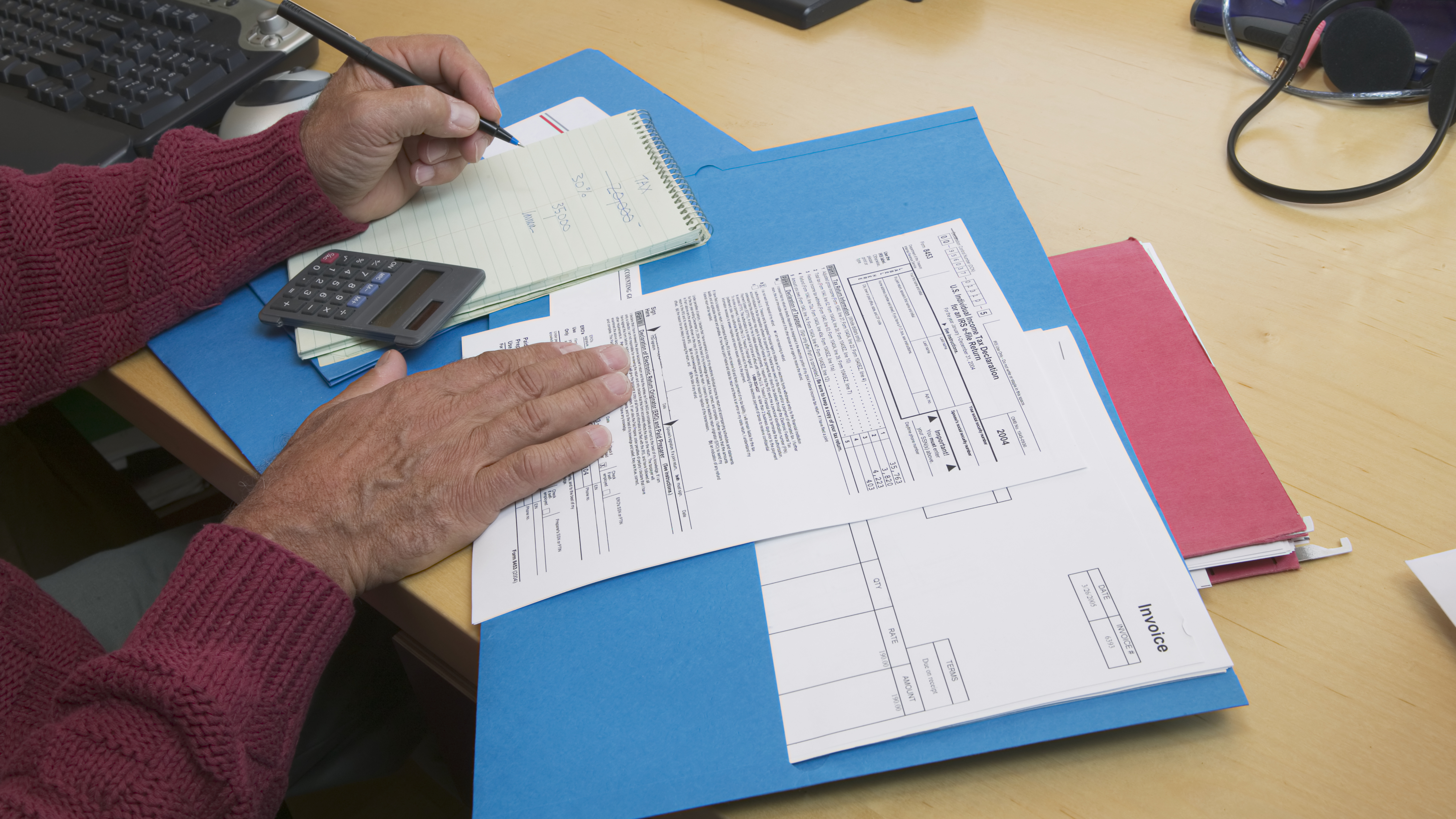 There are signs that fewer immigrants in the U.S. illegally are filing taxes than in previous years. (Getty Images)