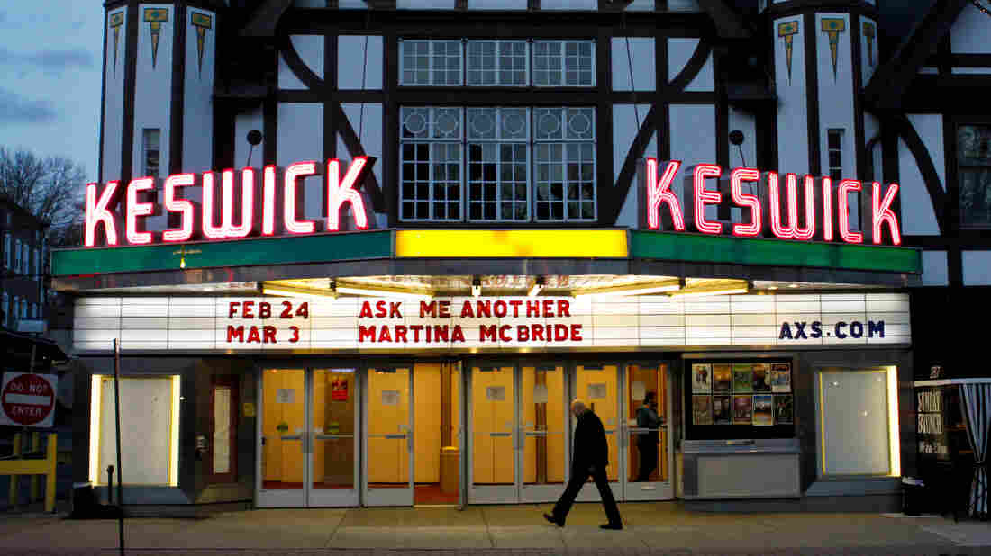 Ask Me Another at the Keswick Theatre.