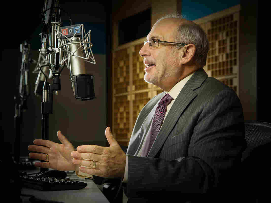 Robert Siegel, longtime host of NPR's All Things Considered, will be leaving his role in 2018.