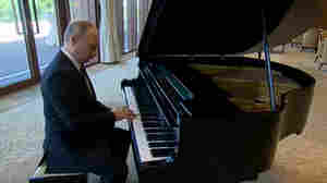 Putin Plays The Piano, With Perhaps Unintentional Undertones