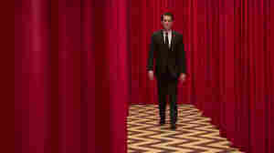 'Twin Peaks' Makes A Moody And Eccentric Return To TV