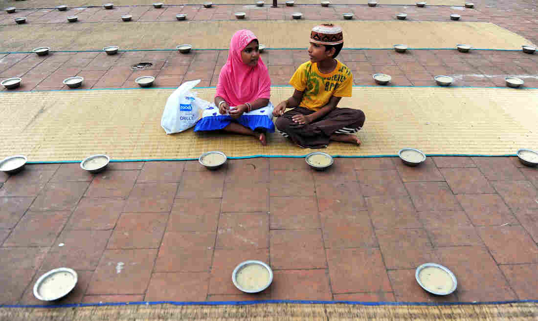 In Southern India, The Spirit Of Ramadan Is Served In A Bowl Of Porridge 1 gettyimages 544076968 custom aad24e595e21f599a969ef0a03b723681b702d96 s1100 c15