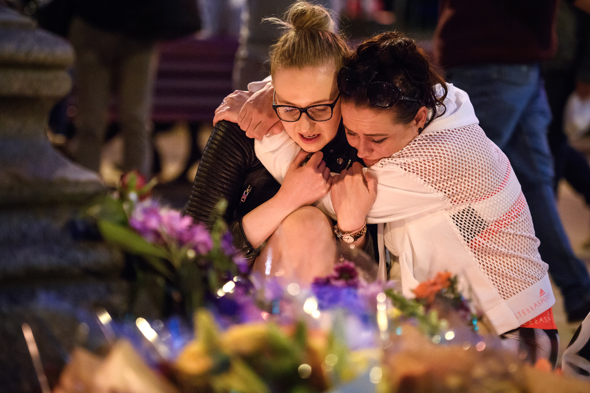 A scene from a vigil outside the Town Hall in Manchester, England, on May 23. (Leon Neal/Getty Images)