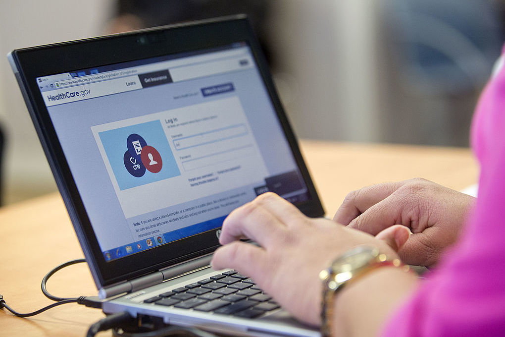 Some people using brokers to buy insurance through healthcare.gov will no longer have to go through a multi-step process to enroll. (Bloomberg via Getty Images)