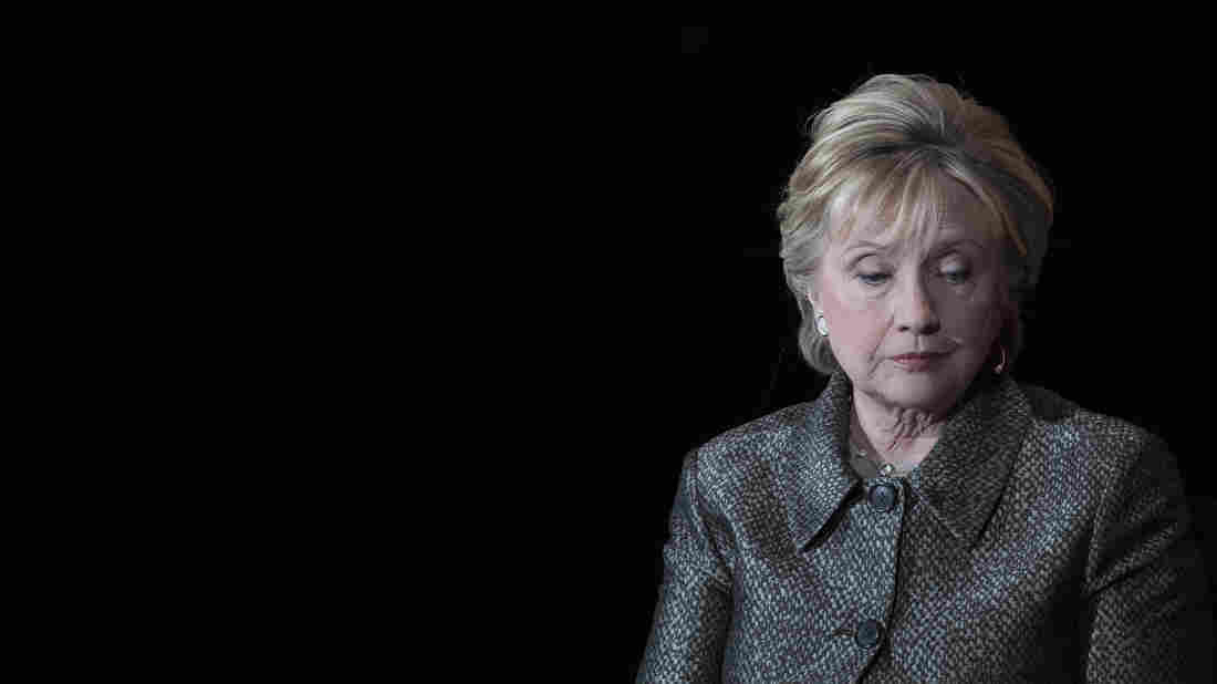 Trump's 'Crooked Hillary' moniker returns in Twitter spat Trump's 'Crooked Hillary' moniker returns in Twitter spat
