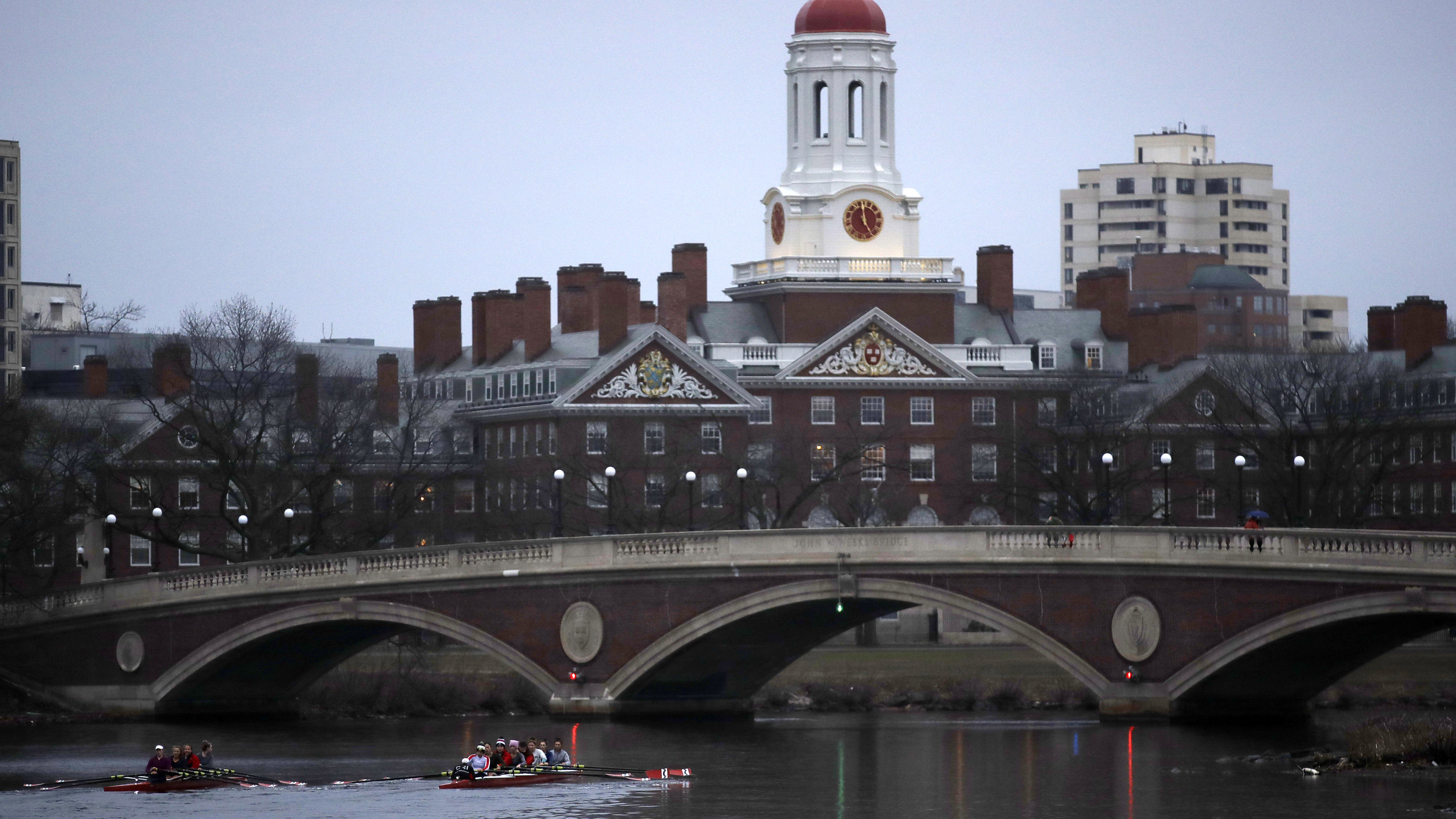 Harvard Rescinds Admission Of 10 Students Over Obscene Facebook Messages