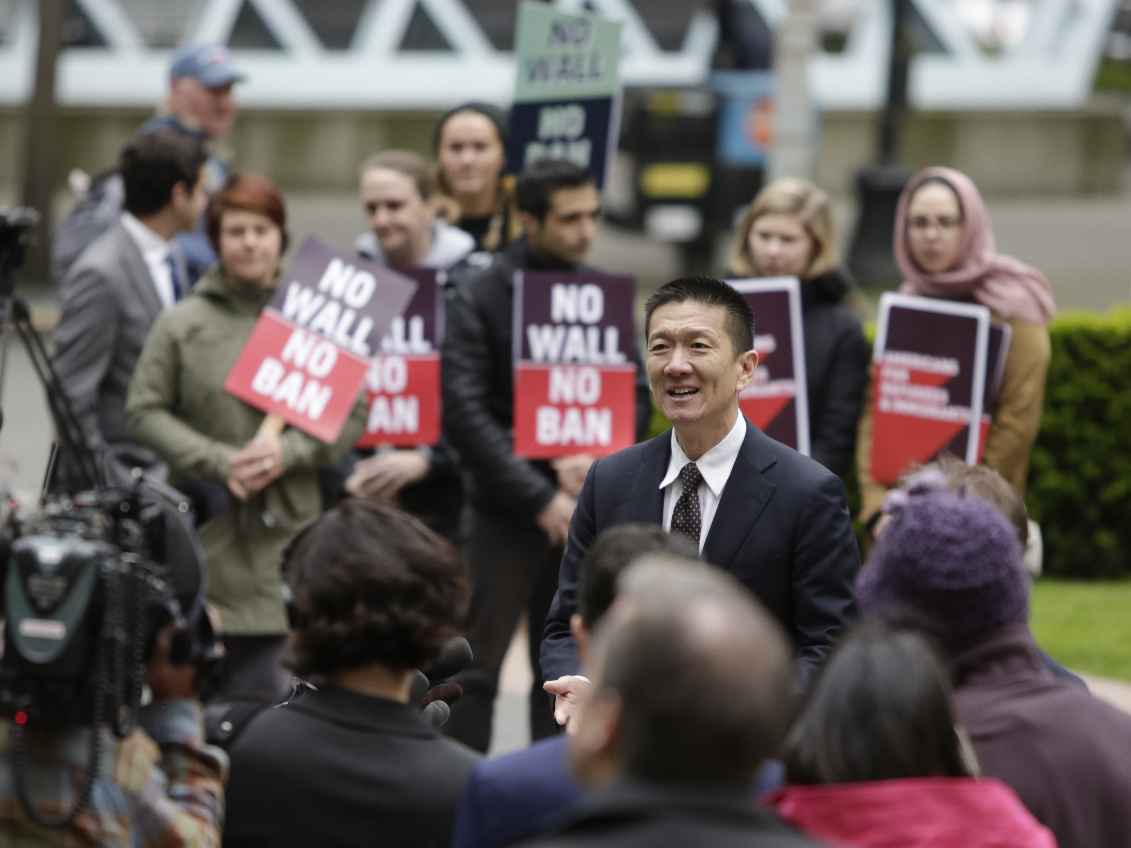 Another Federal Appeals Court Says Trump's Travel Ban Should Remain On Hold