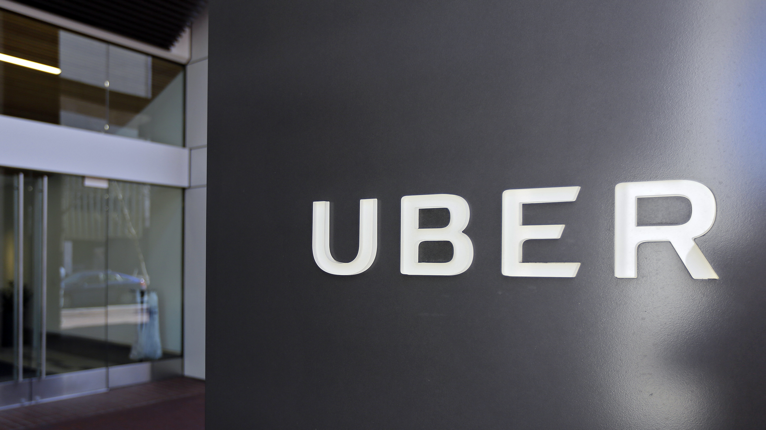 Uber boss Travis Kalanick takes indefinite leave as CEO Uber boss Travis Kalanick takes indefinite leave as CEO