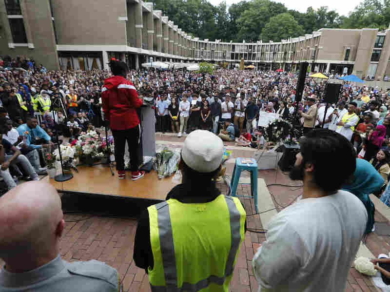 Virginia Community Mourns Muslim Teen Killed On Her Way To Mosque