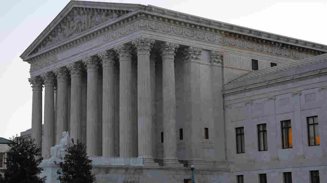 Supreme Court limits government's power to revoke citizenship