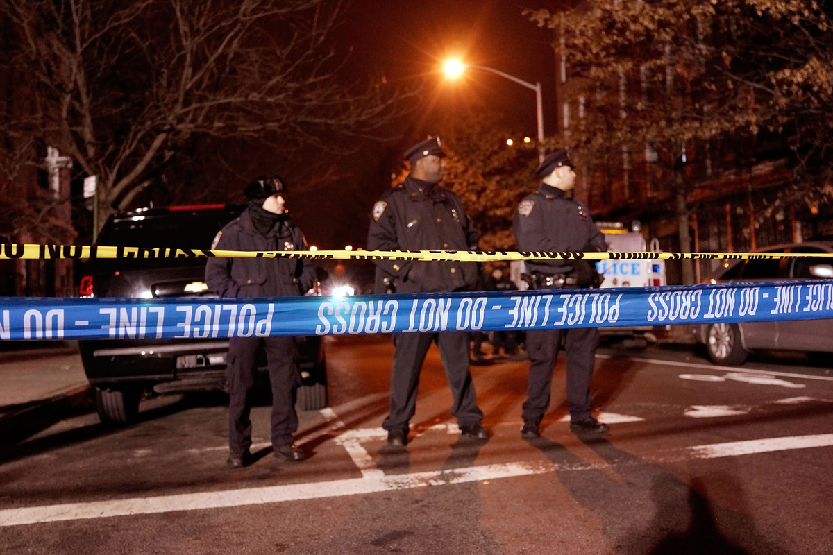 FCC Takes Up Emergency 'Blue Alerts' For Threats To Law Enforcement