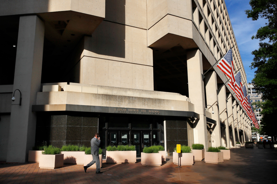 Plans to replace the J.Edgar Hoover FBI building have been canceled by the Trump administration. (Jacquelyn Martin/AP)