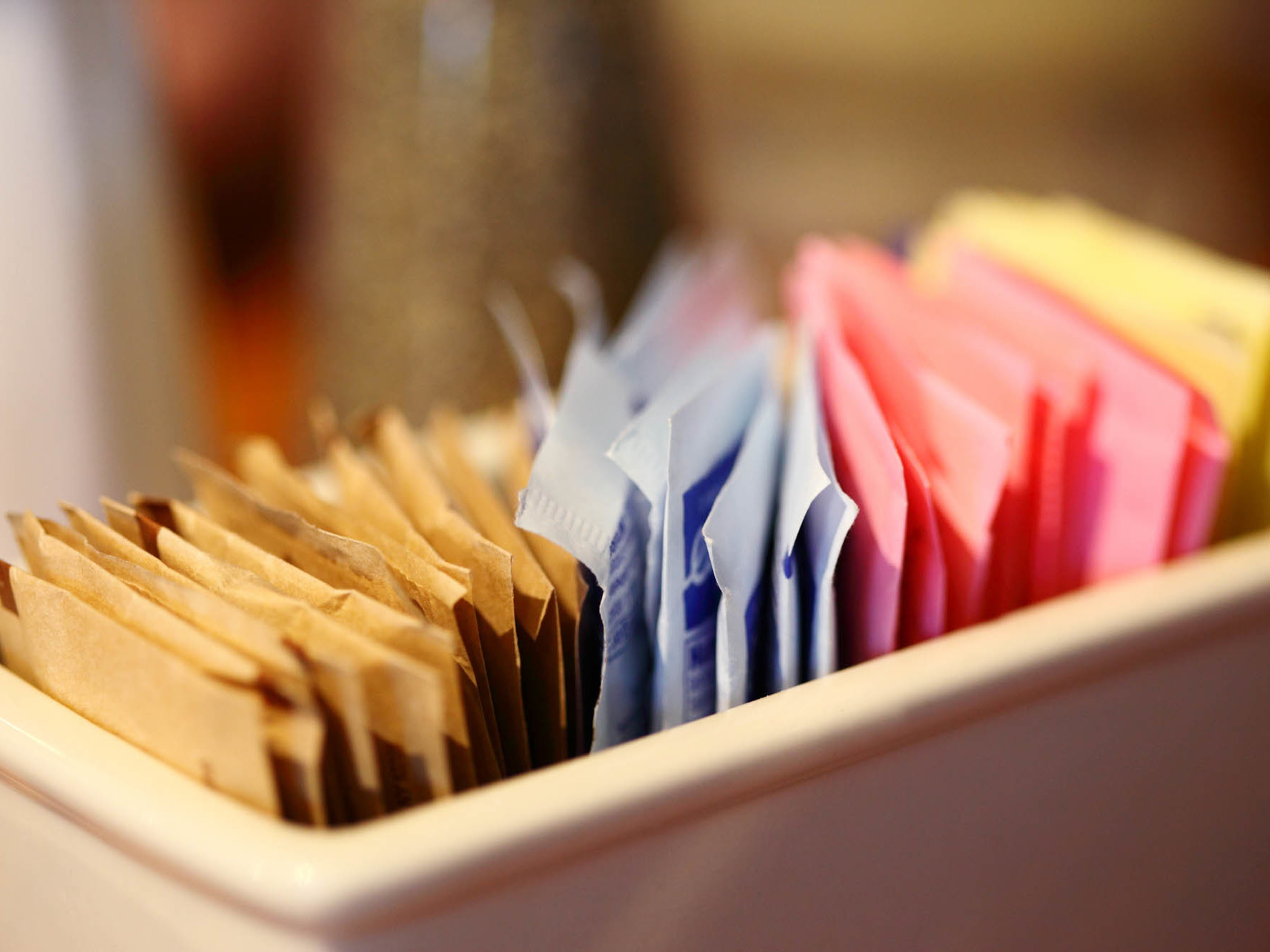 Artificial Sweeteners Don't Help People Lose Weight, Review Finds