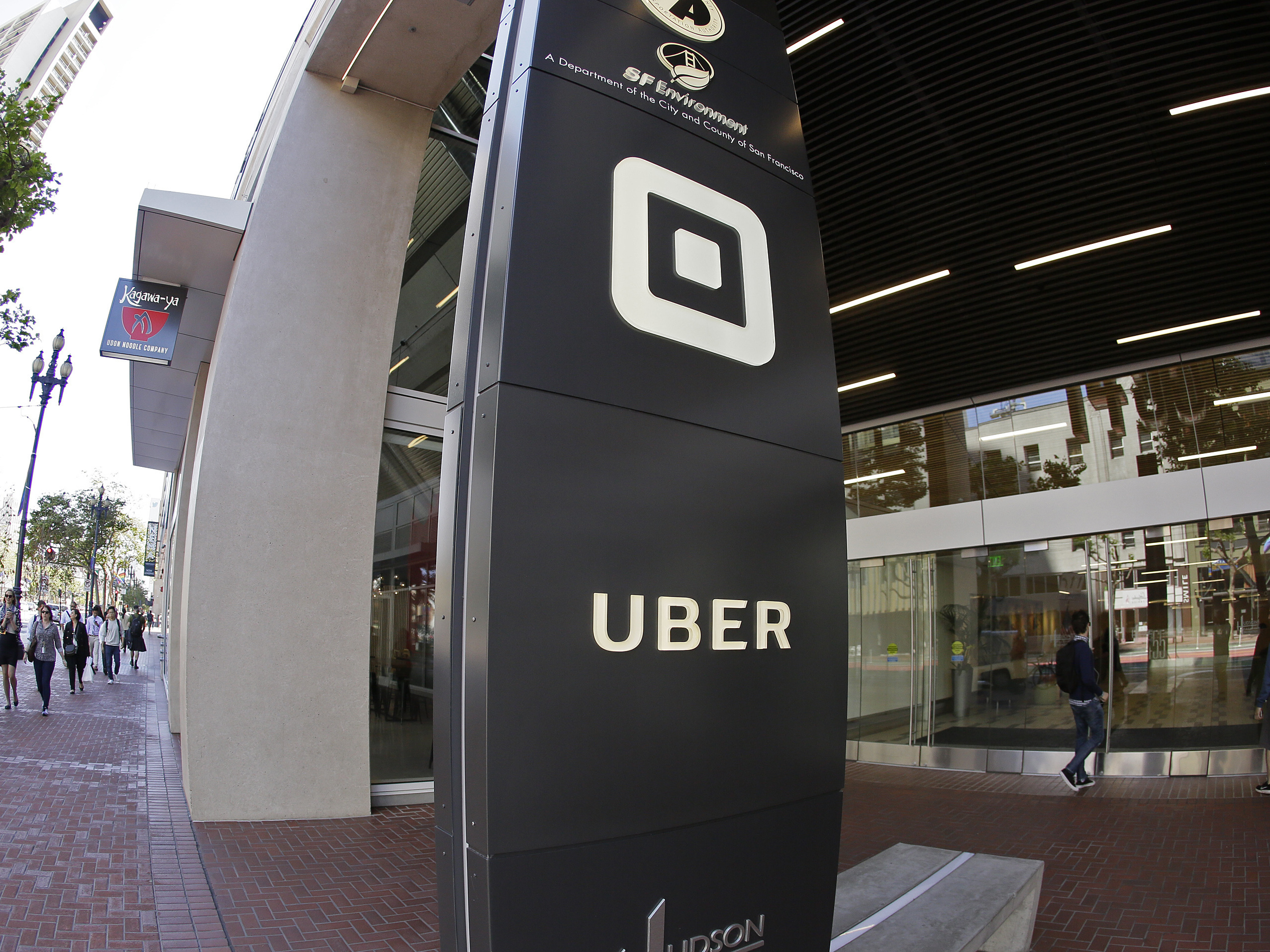 Uber Knowingly Leased Unsafe Cars To Its Drivers In Singapore 