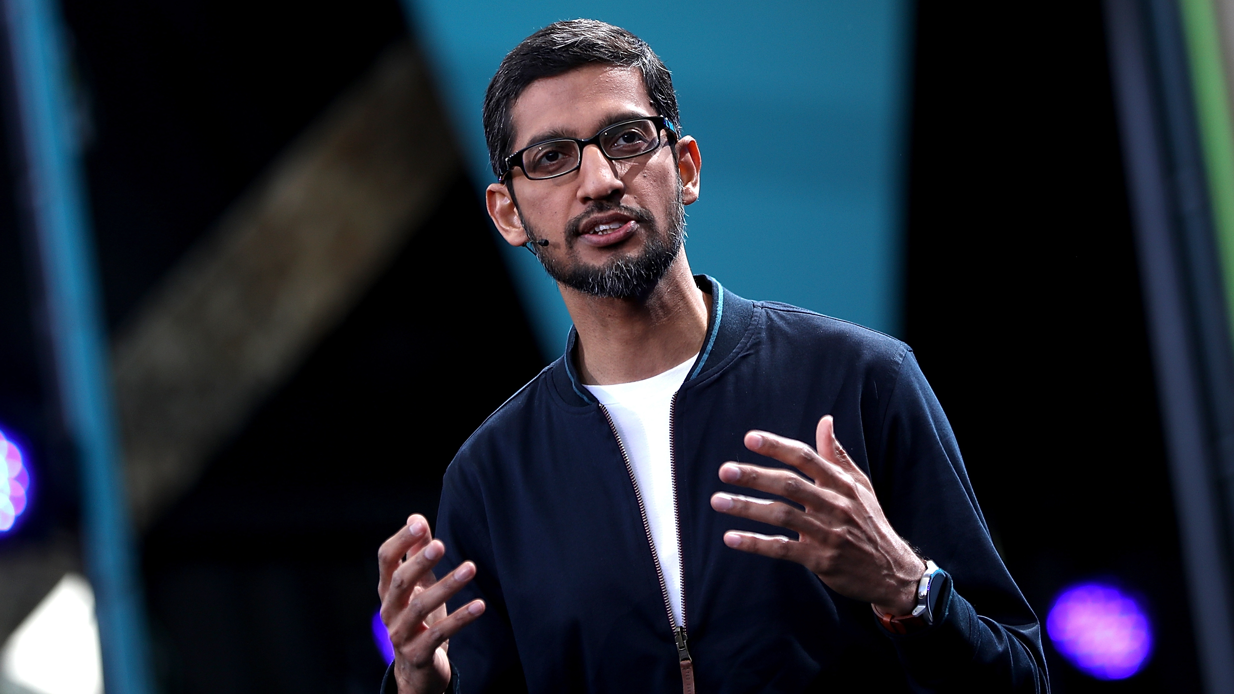 google-ceo-cuts-vacation-short-to-deal-with-crisis-over-diversity-memo