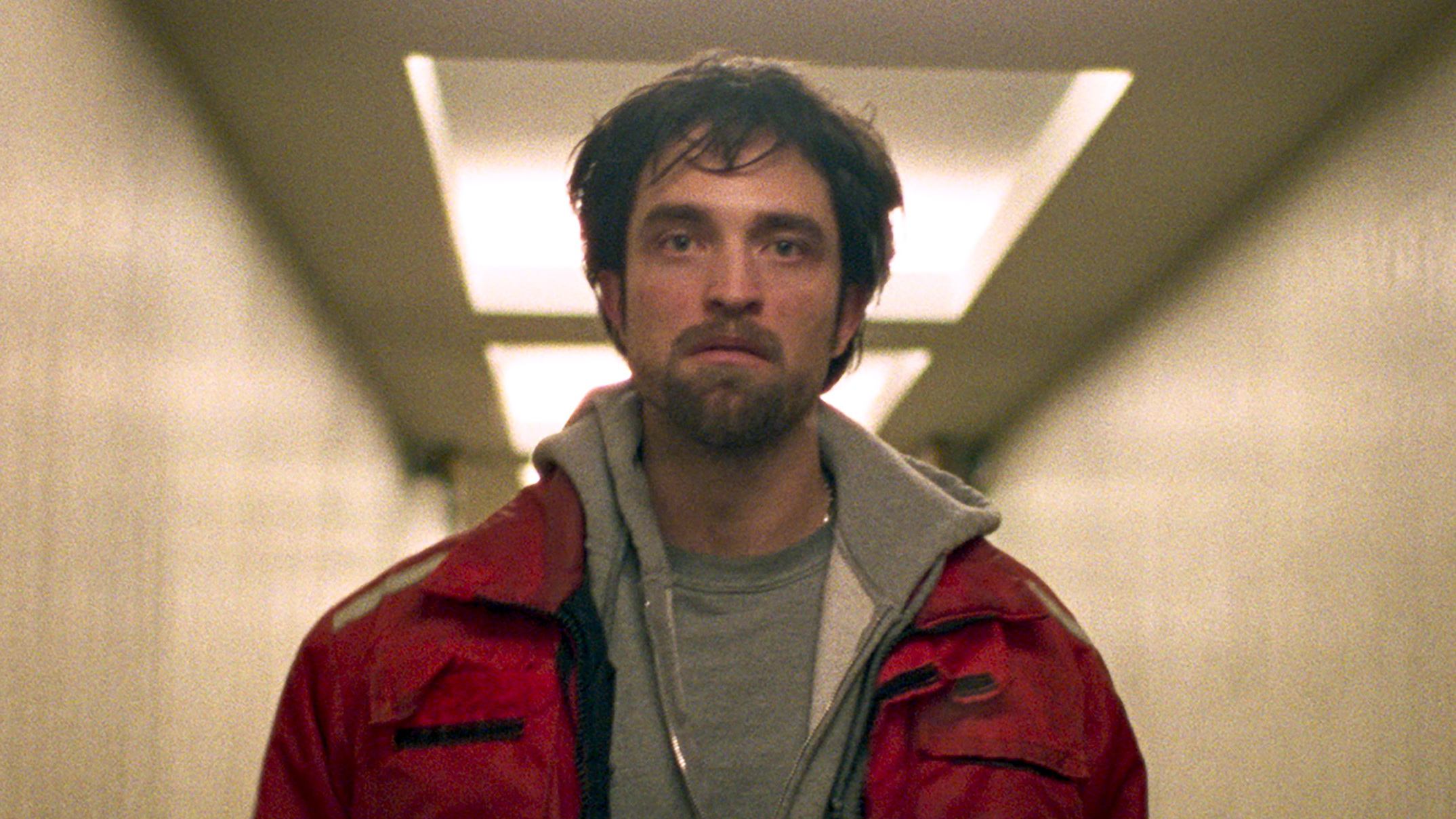 In Good Time, Robert Pattinson plays a small-time crook who must maneuver his way out of hair-raising situations.