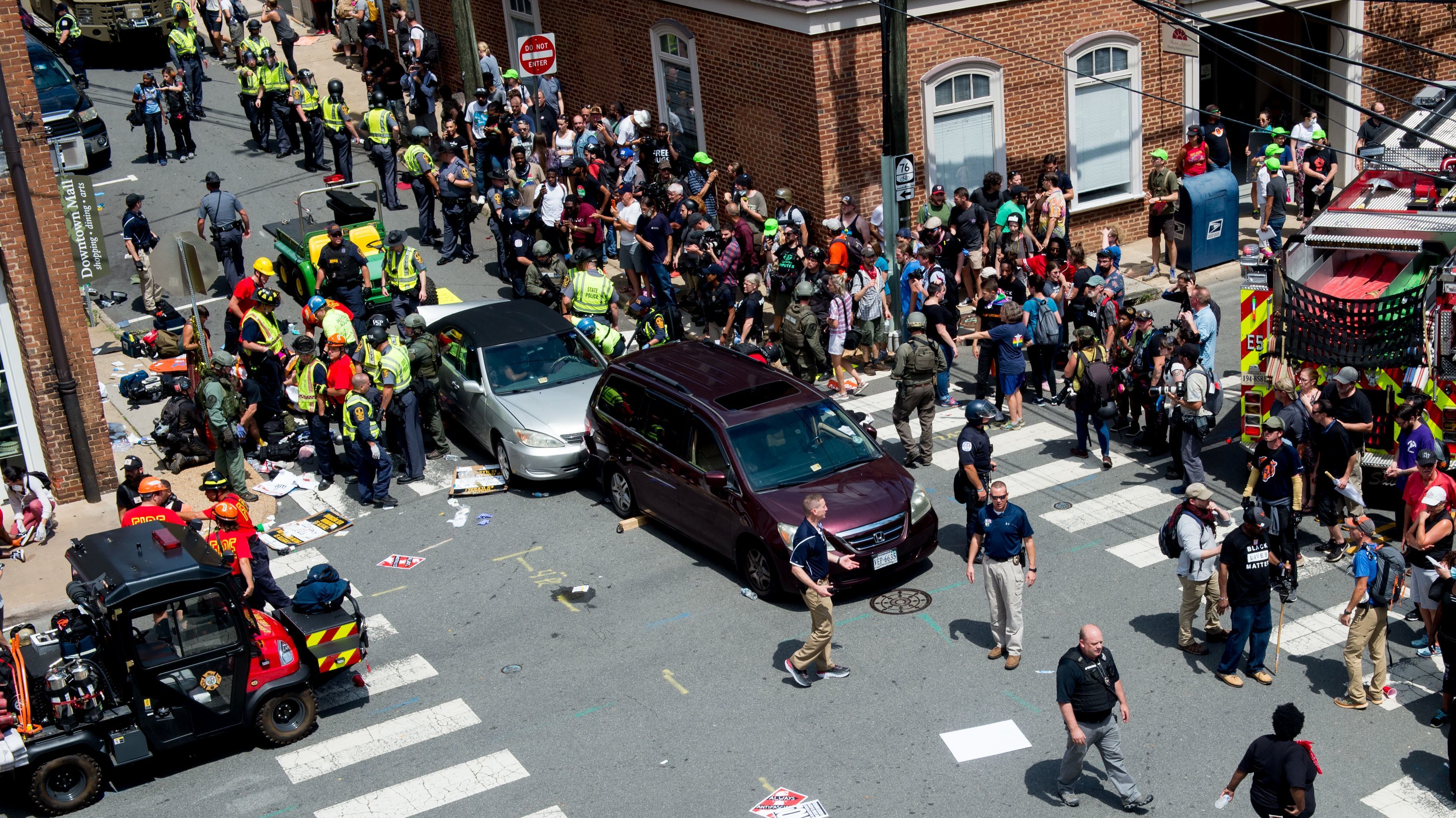 Charlottesville Downtown Mall Christmas Parade 2022 3 Dead After Violence Linked To White Nationalist Rally In Virginia : The  Two-Way : Npr