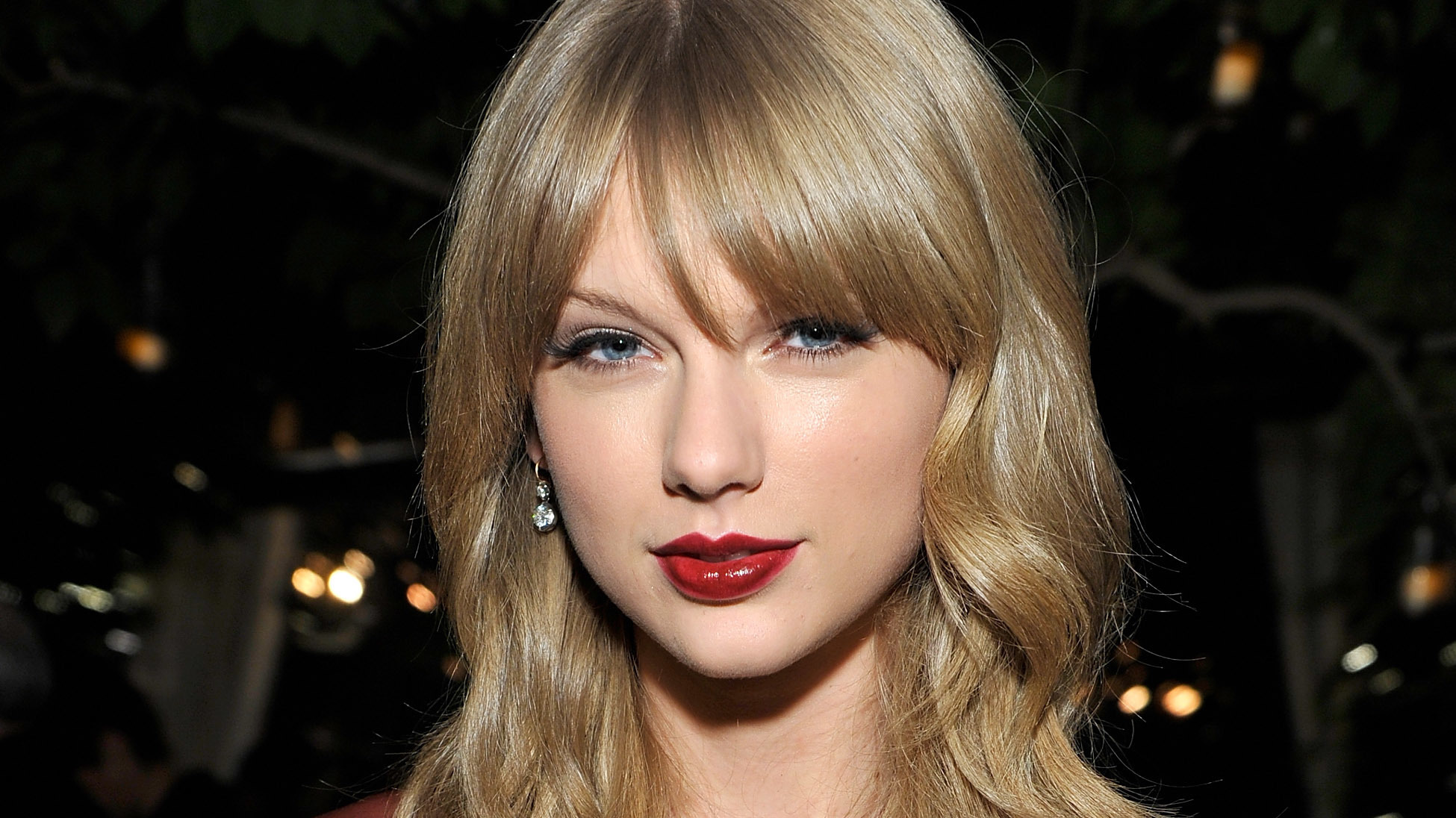 Taylor Swift Wins Sexual Assault Lawsuit Against Former Radio Host : The  Record : NPR