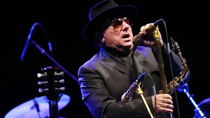 Van Morrison trở lại huyền bí với 'Transformation'