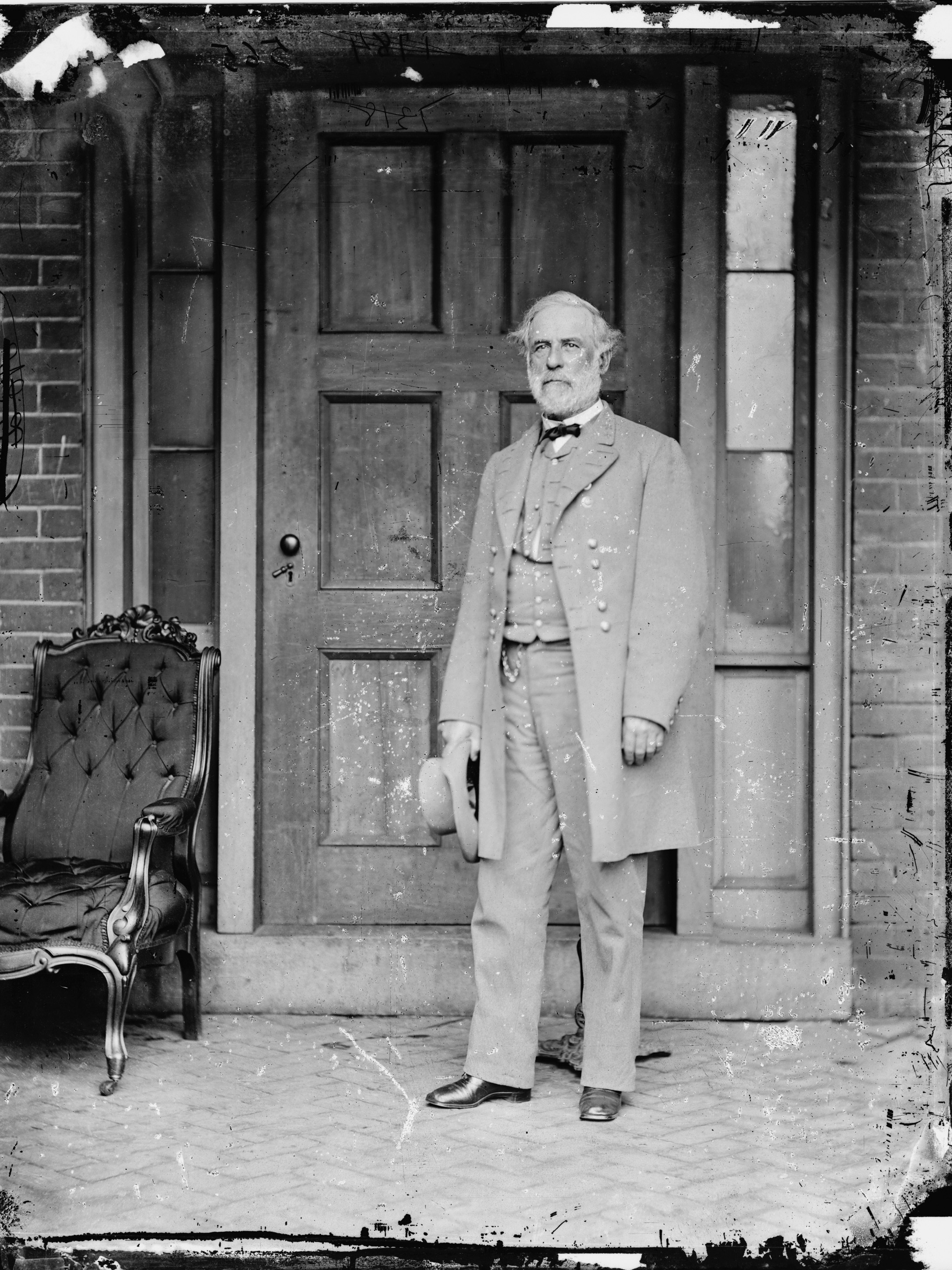 The violence in Charlottesville erupted over protests about removing a statue of Gen. Robert E. Lee. Another statue of Lee was removed earlier this year in New Orleans. (Library of Congress)