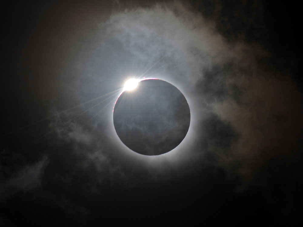 The Sun, The Moon And A String Quartet: Kronos Plays Live To The Solar Eclipse