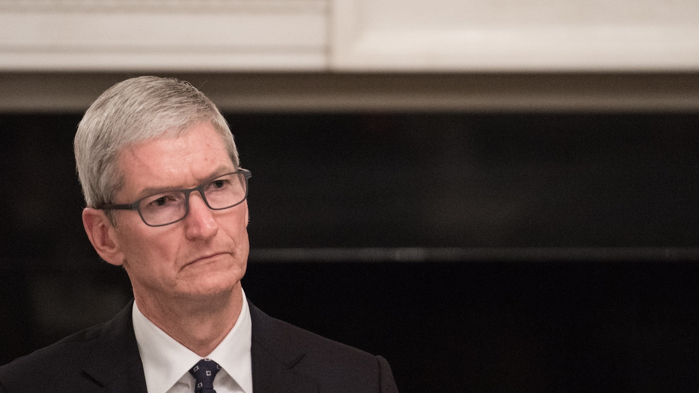 Microsoft, Apple Executives Among Business Leaders Who Oppose DACA