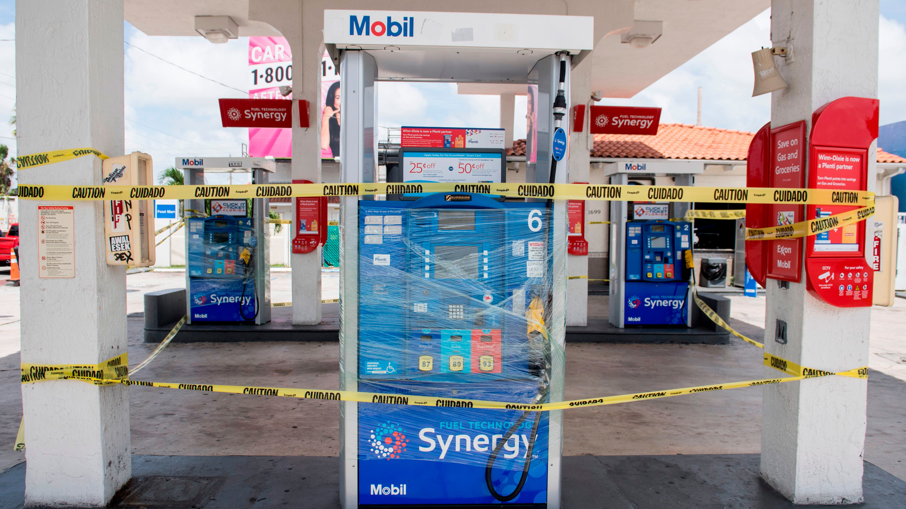 Image for With Power Out, Many Florida Gas Stations Remain Closed Article