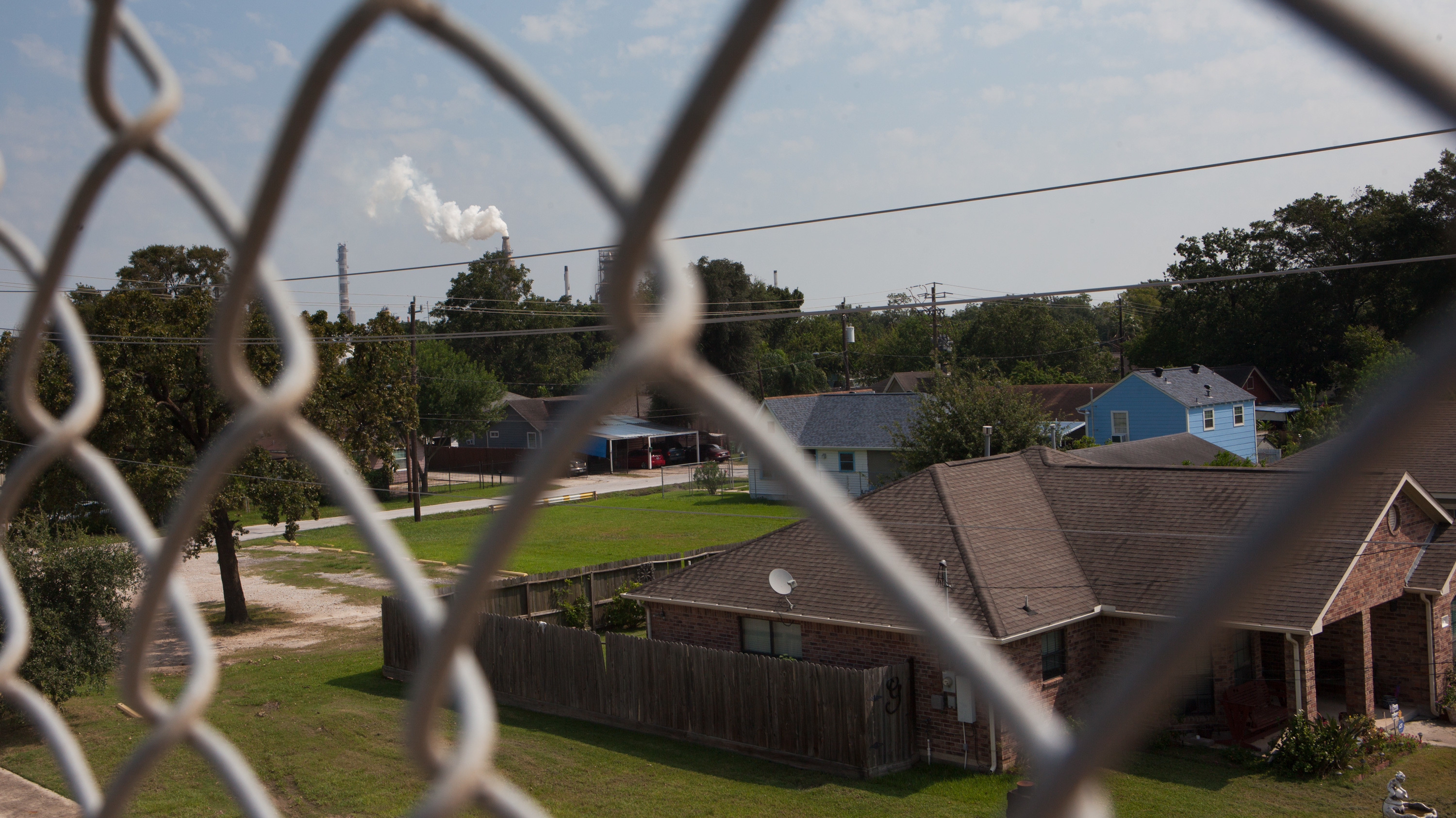 Image for Air Pollution From Industry Plagues Houston In Harvey’s Wake Article