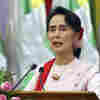 Aung San Suu Kyi To Skip U.N. Meeting As Criticism Over Rohingya Crisis Grows 