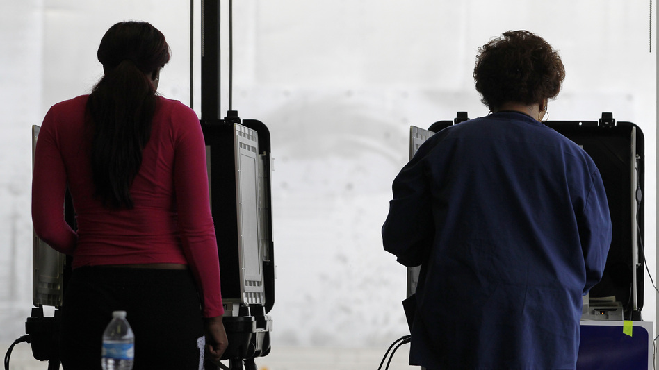 Russian-backed hackers targeted election systems in 21 states but federal officials had not told state election officials which states were targeted until now. (Tami Chapell/AFP/Getty Images)