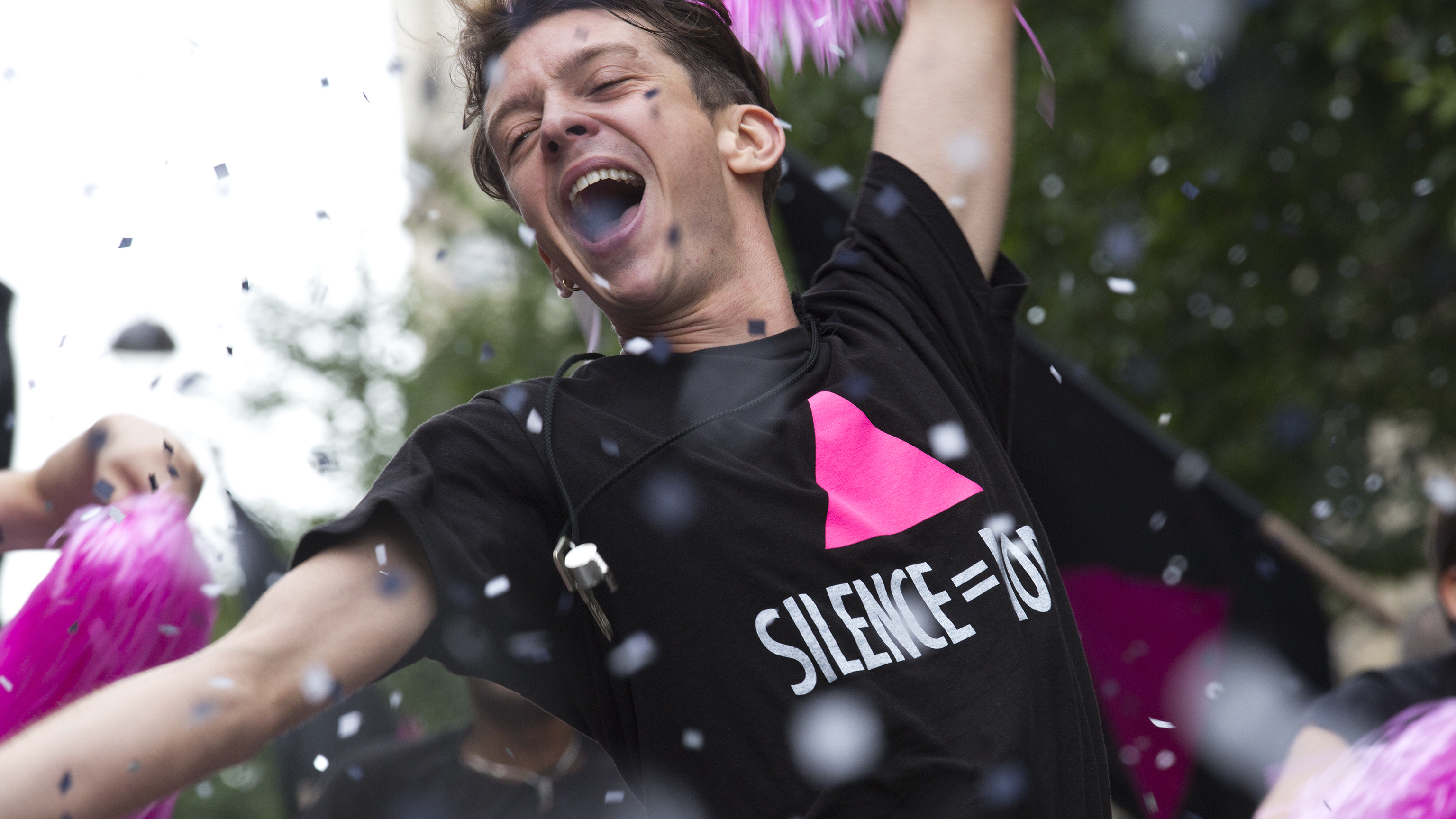 Nahuel Pérez Biscayart stars as Sean Dalmazo, an HIV-positive activist in <em>BPM (Beats Per Minute).</em> (The Orchard)