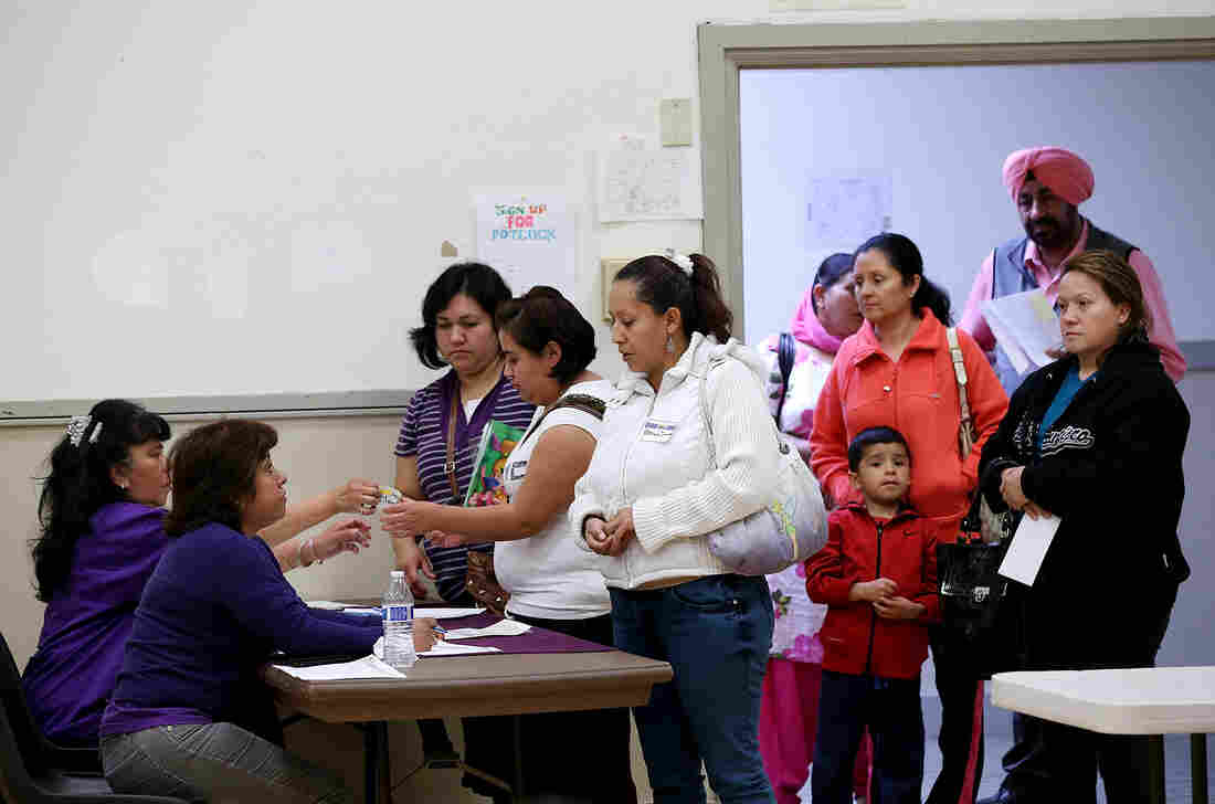 Free Help with Health Insurance Enrollment is Available Free Help with Health Insurance Enrollment is Available