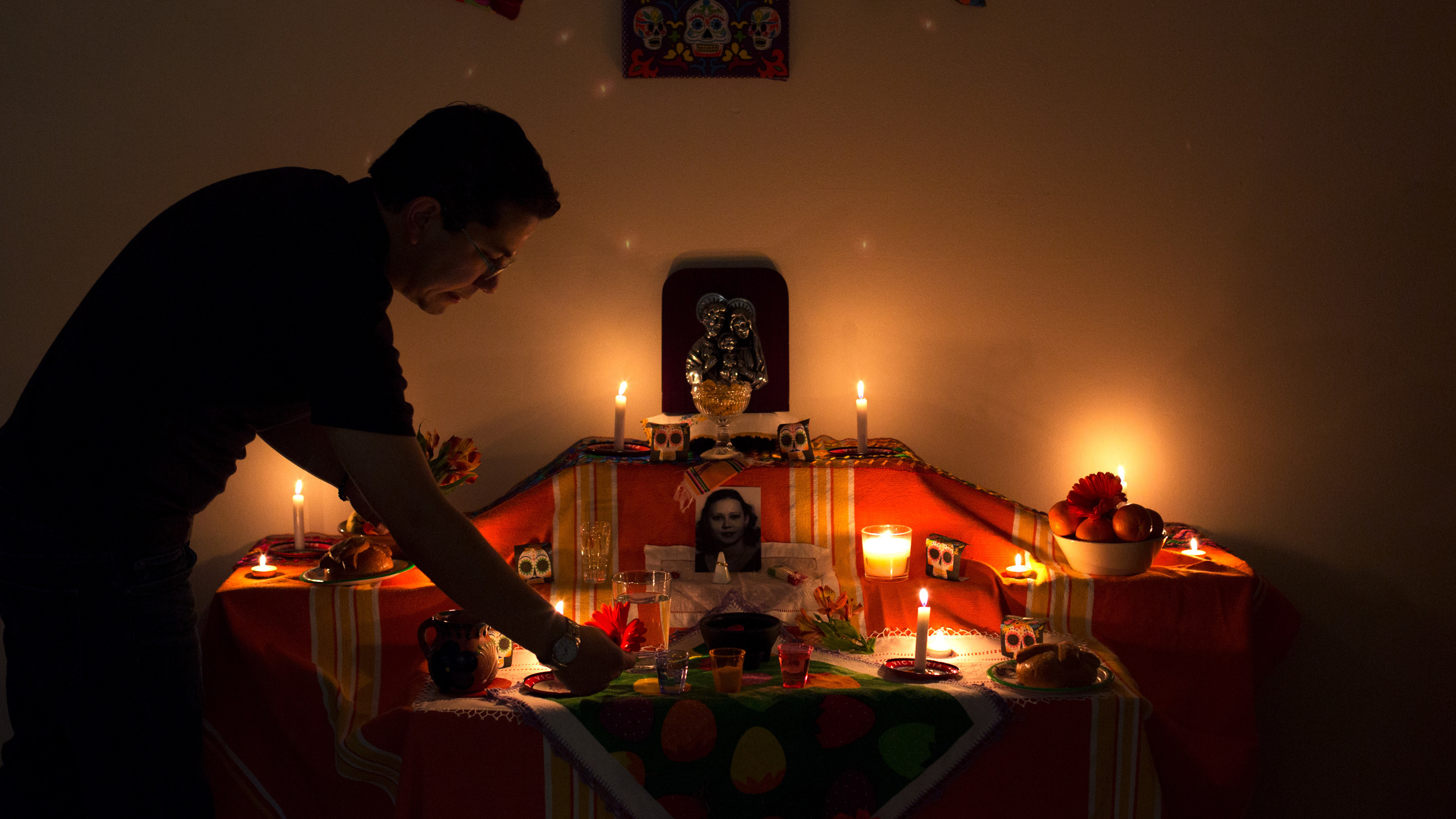 Day Of The Dead Thrives In U.S. And Mexico : NPR - Vimarsana News