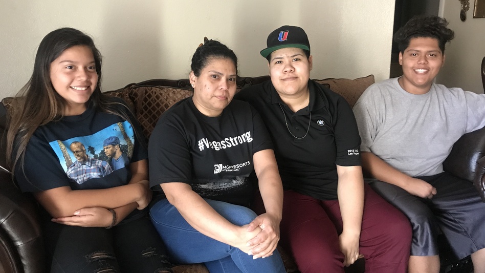 (From left) Nazareth Jiménez-Garcia, 13, her mother Francis Garcia, 41, her sister Frances Arleth Garcia, 20 and her brother Uriel Guevara Garcia, 17. (Leila Fadel/NPR)