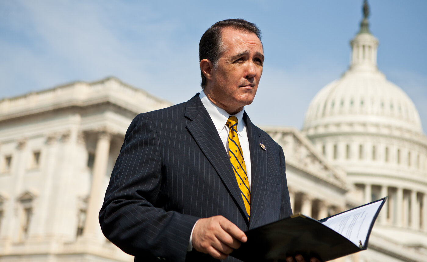 GOP Rep. Trent Franks To Resign From Congress After Asking Staffers About Surrogacy (npr.org)