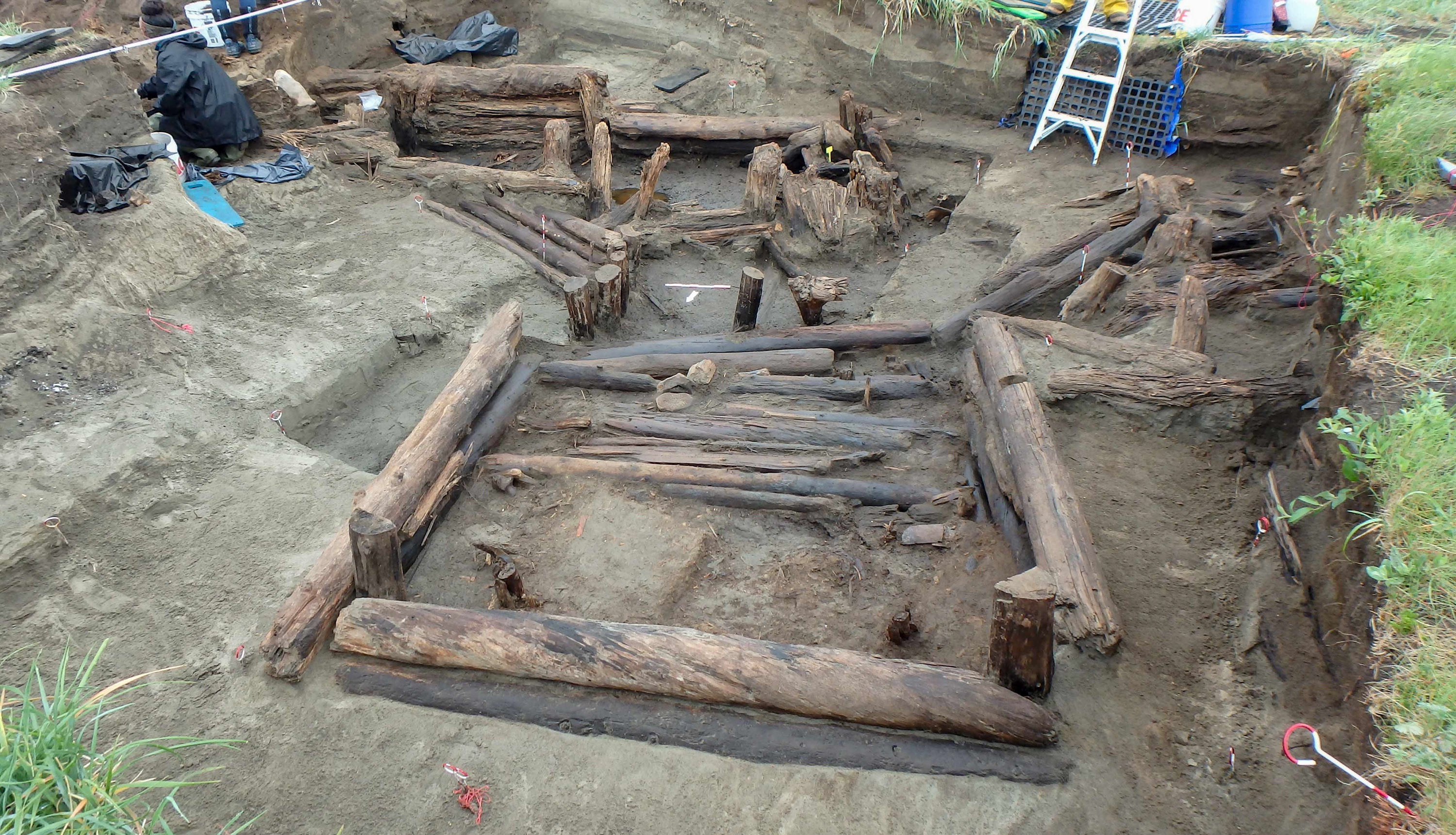 Archaeologists are excavating an ancient cabin at the Rising Whale site. (Cape Espenberg Birnirk Project)