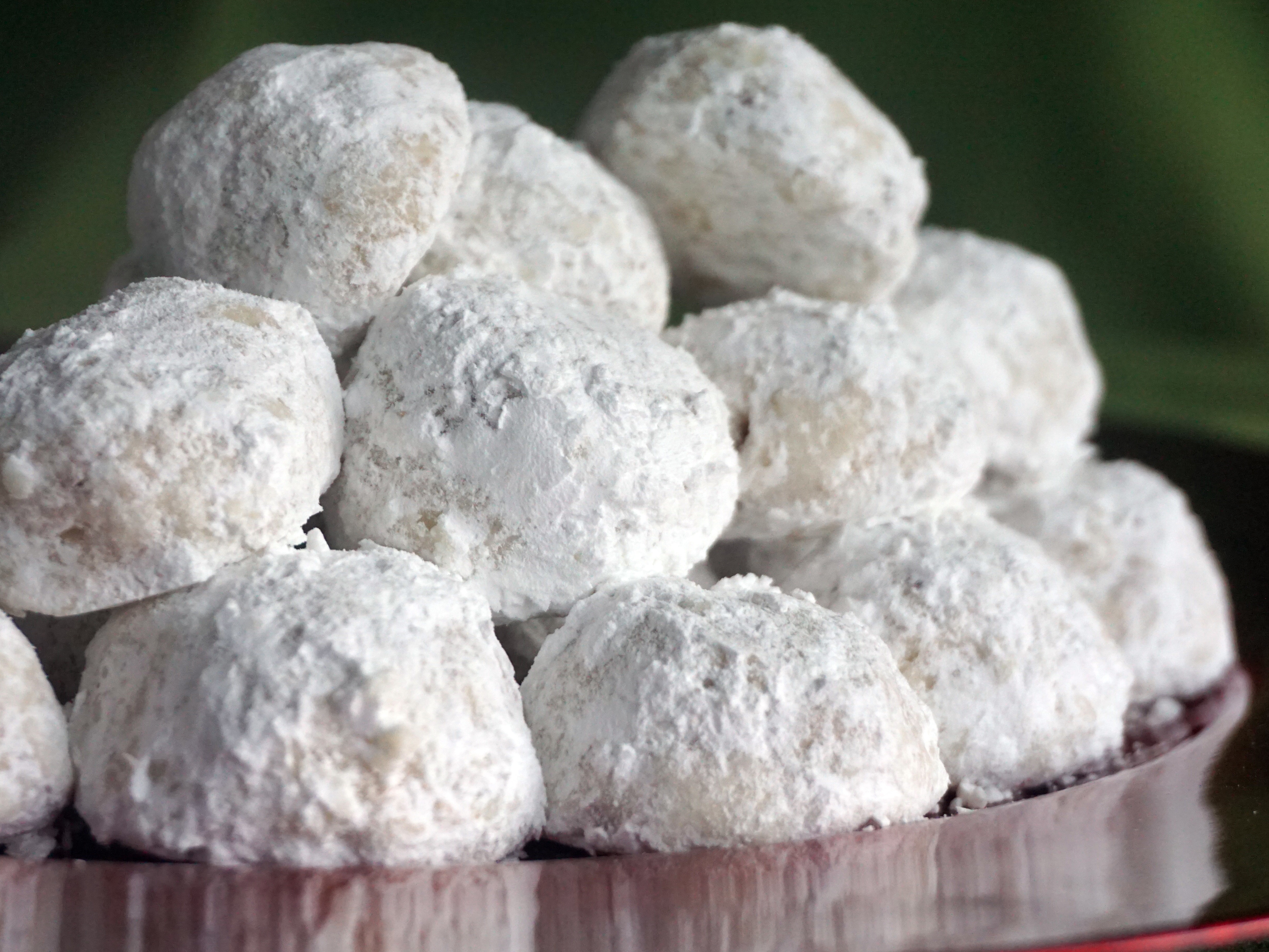Smør Bullar: The Classic Danish Christmas Cookie No One Has Heard Of
