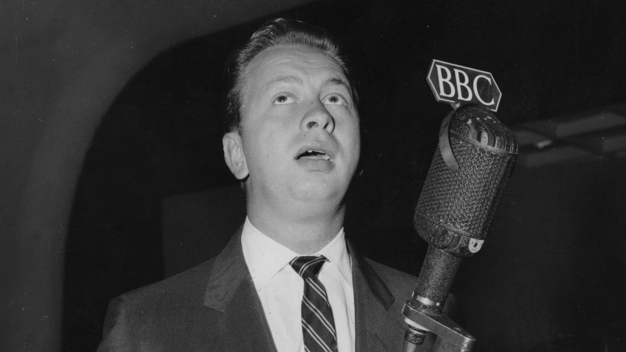 Mel Tormé in Piccadilly, London, 1956. (Getty Images)