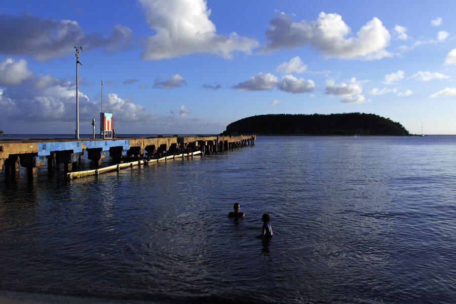 A Bay Glows Again In Puerto Rico The Two Way Npr After Maria One Of The World S Best Bioluminescent Bays Slowly Begins To Glow Again